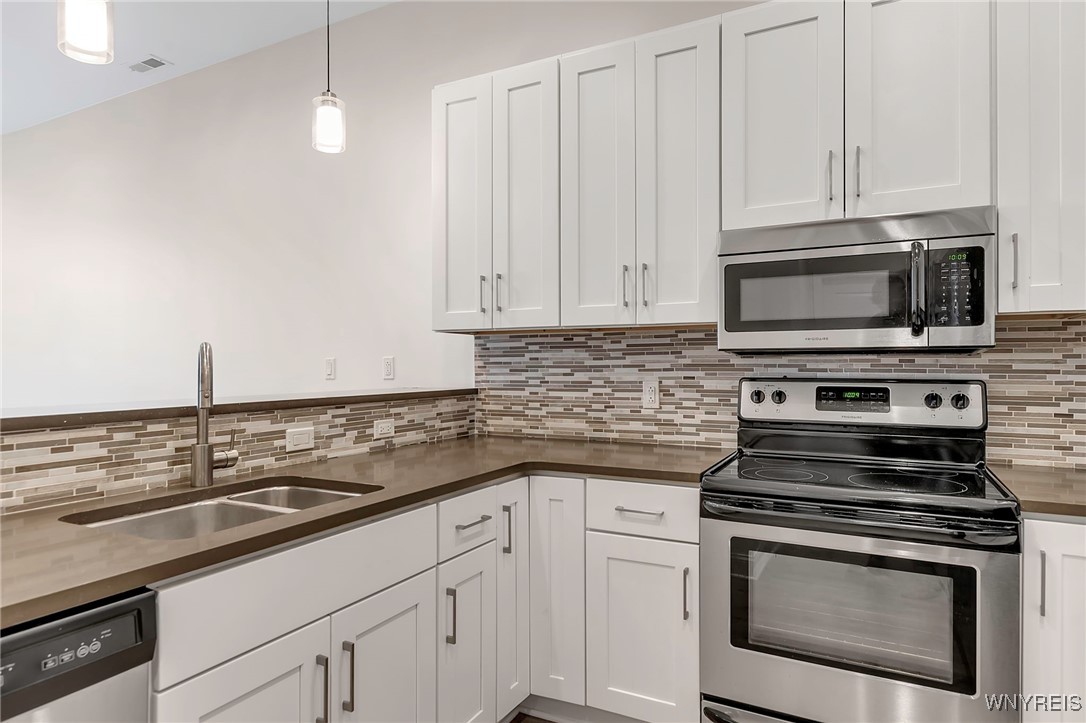 251 Main Street, Unit 404 Buffalo, NY 14203 - Photo 3 of 33