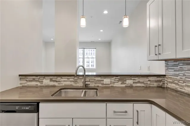 $1,600 | 251 Main Street, Unit 404, Buffalo, NY 14203