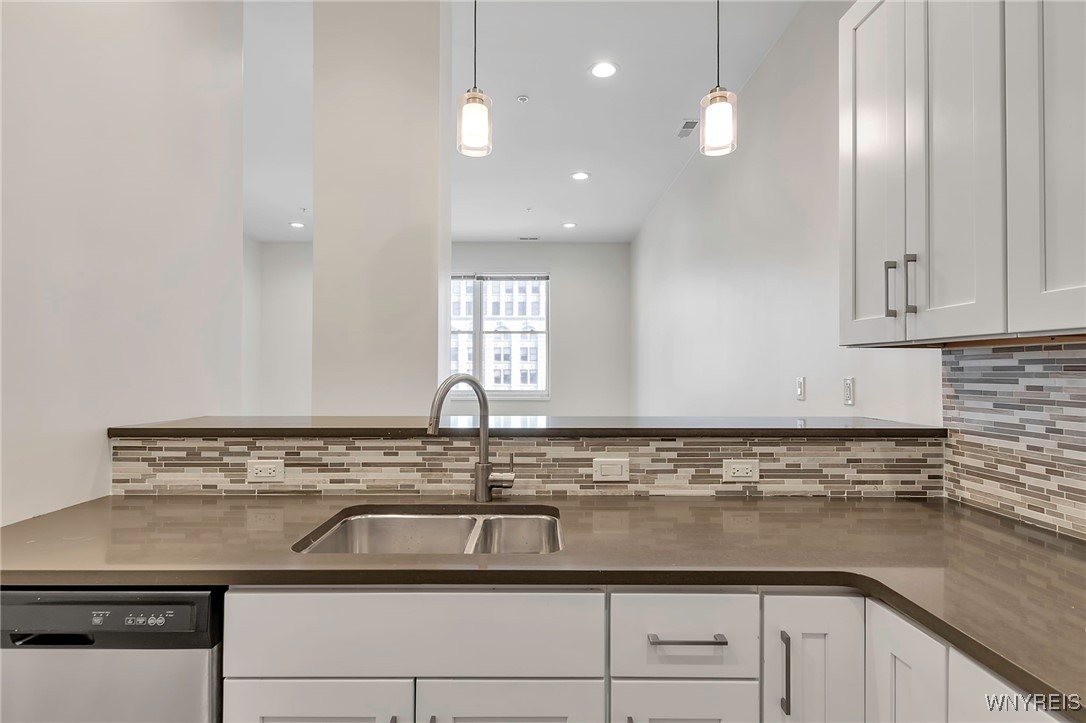 251 Main Street, Unit 404 Buffalo, NY 14203 - Photo 5 of 33