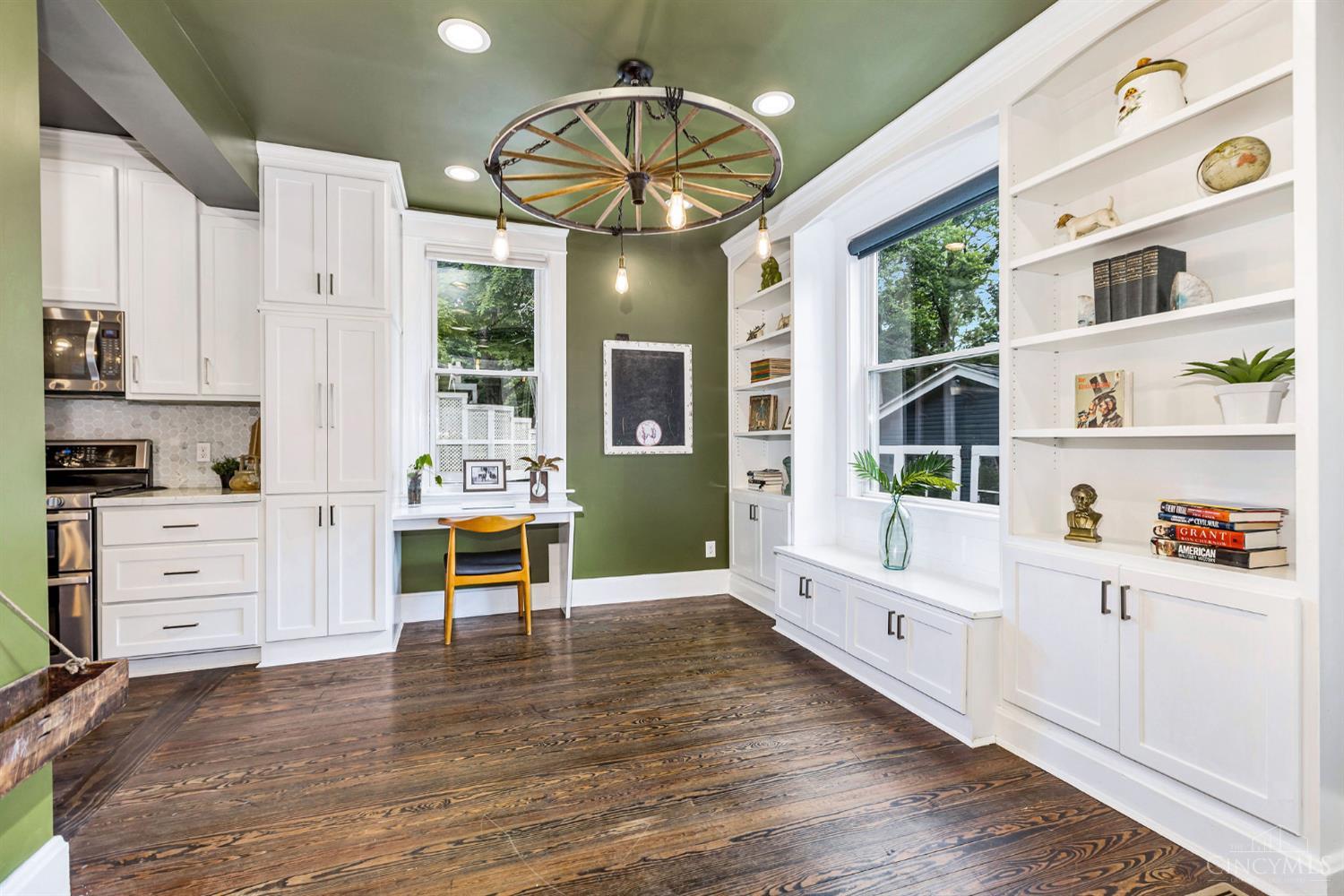 6409 Roe Street Cincinnati, OH 45227 - Photo 12 of 41
