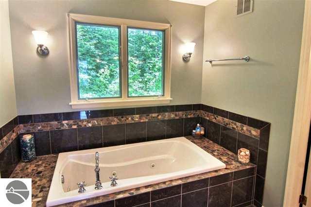 9375 Center Road Traverse City, MI 49686 - Photo 14 of 23 1737199-13.JPG