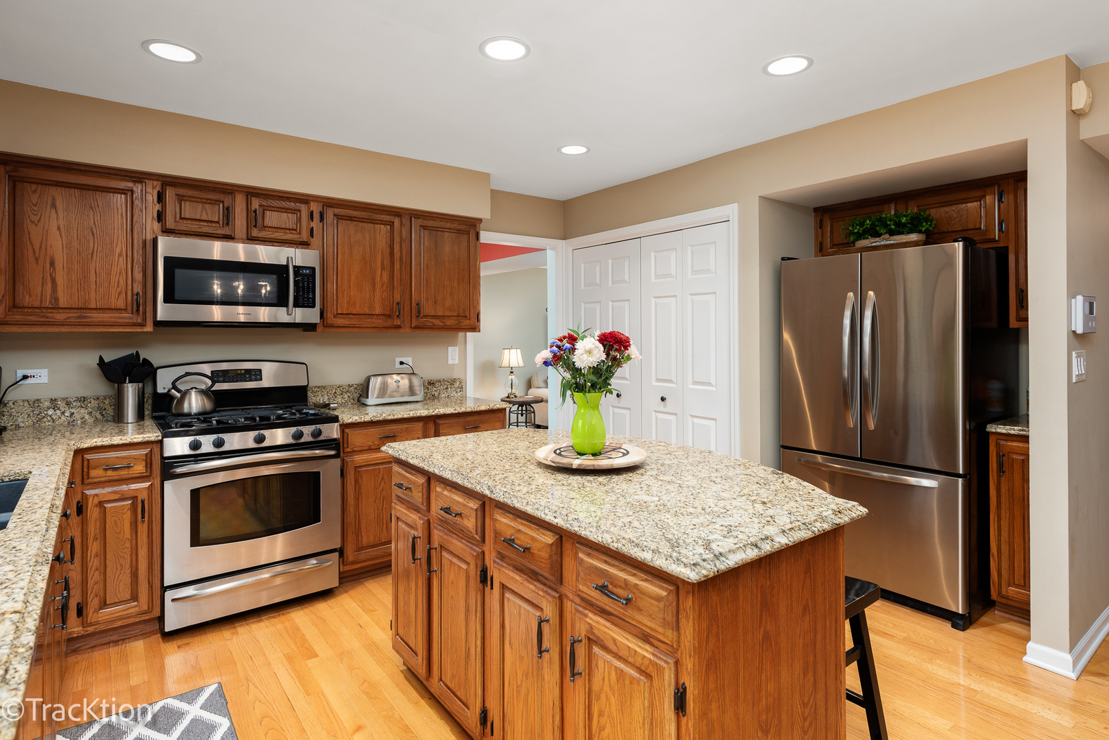 323 Stonebridge Way Mundelein, IL 60060 - Photo 11 of 36