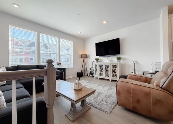 $438,900 | 23450 Sugar Pine Lane, California, MD 20619