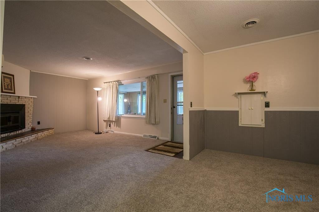 9340 Old State Line Road Holland, OH 43528 - Photo 11 of 26 Gallery Image 11