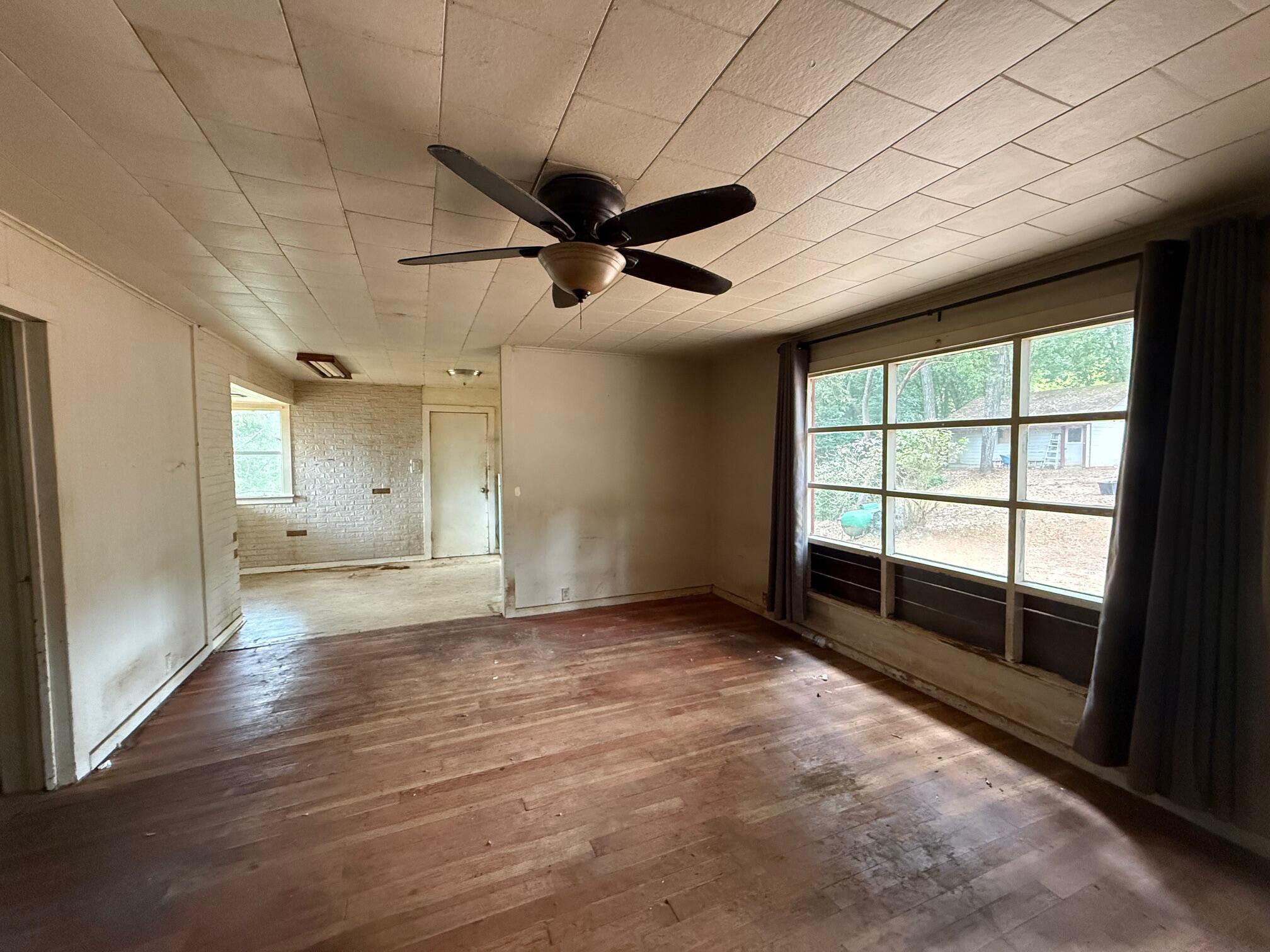 9819 Dyerville Loop Road Myers Flat, CA 95554 - Photo 2 of 27