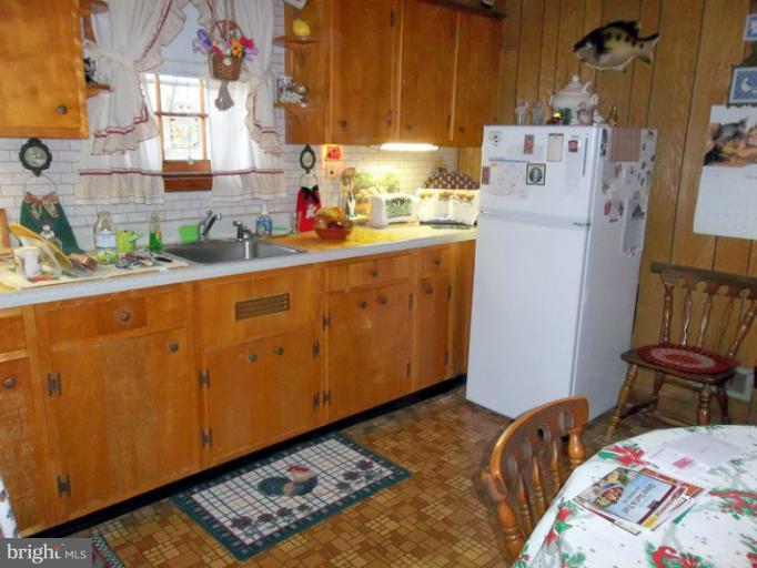3221 East Joppa Road Baltimore, MD 21234 - Photo 15 of 25 View of Kitchen From Rear Door