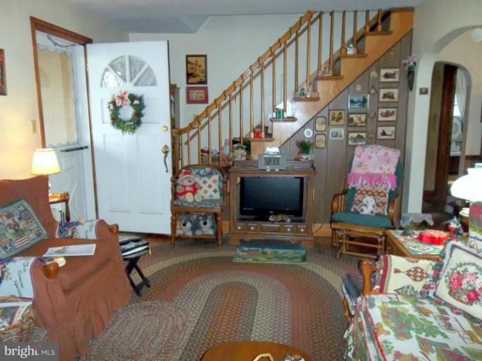 3221 East Joppa Road Baltimore, MD 21234 - Photo 3 of 25 View of Staircase