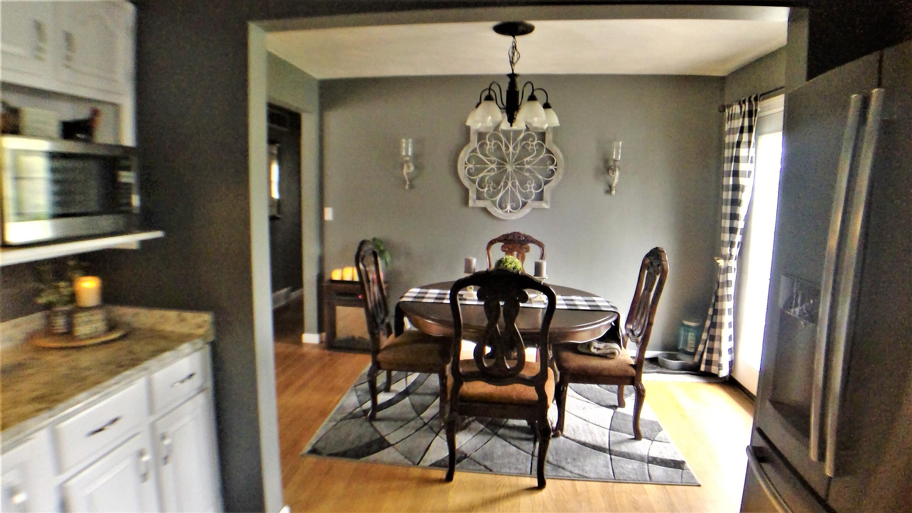 2328 Derr Road Springfield, OH 45503 - Photo 12 of 32 WIN_20220507_14_34_00_Pro (2)
