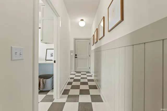 $979,900 | 594 Contour Cove, Huntertown, IN 46748