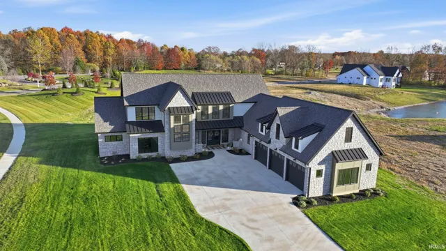 $979,900 | 594 Contour Cove, Huntertown, IN 46748