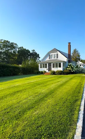 $849,000 | 24 Pegs Lane, Riverhead, NY 11901