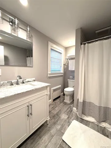 $849,000 | 24 Pegs Lane, Riverhead, NY 11901