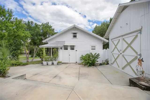 $2,050 | 1056 Stevens Street, Lake Helen, FL 32744