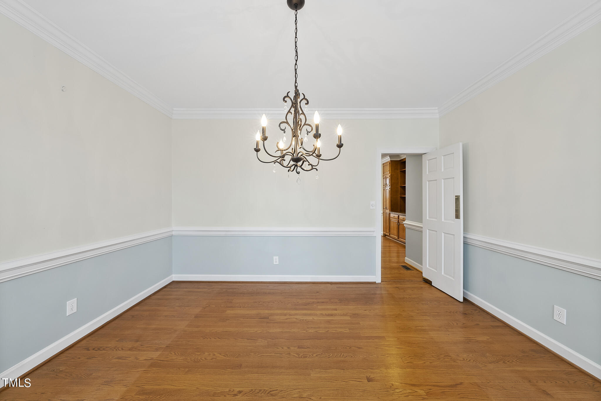 7412 Spyglass Way Raleigh, NC 27615 - Photo 8 of 52 DSC07565