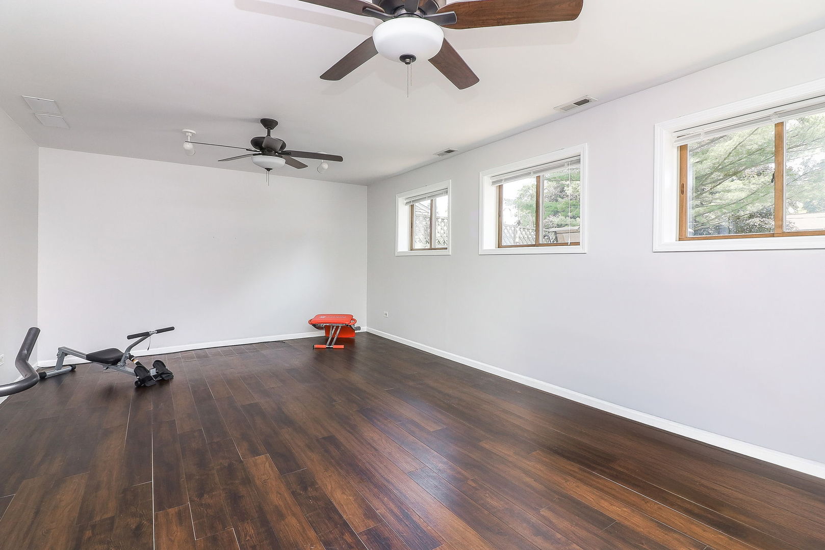 6805 High Road Darien, IL 60561 - Photo 19 of 29 Gallery Image 19