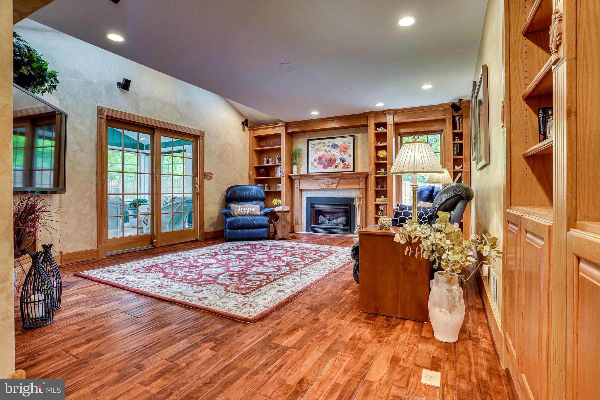 7013 Spur Road Springfield, VA 22153 - Photo 14 of 68 An Enormous Family Room to Gather in