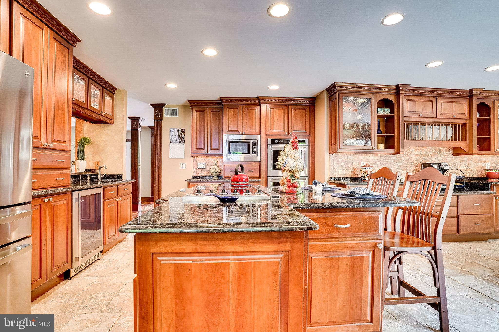 7013 Spur Road Springfield, VA 22153 - Photo 23 of 68 A Chef's Dream Kitchen