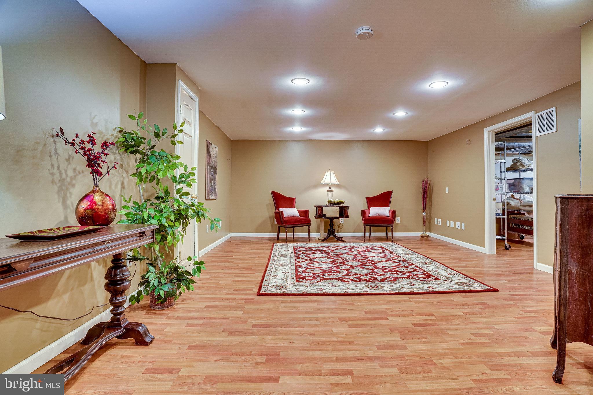 7013 Spur Road Springfield, VA 22153 - Photo 54 of 68 Tons of space to hang out in all the time