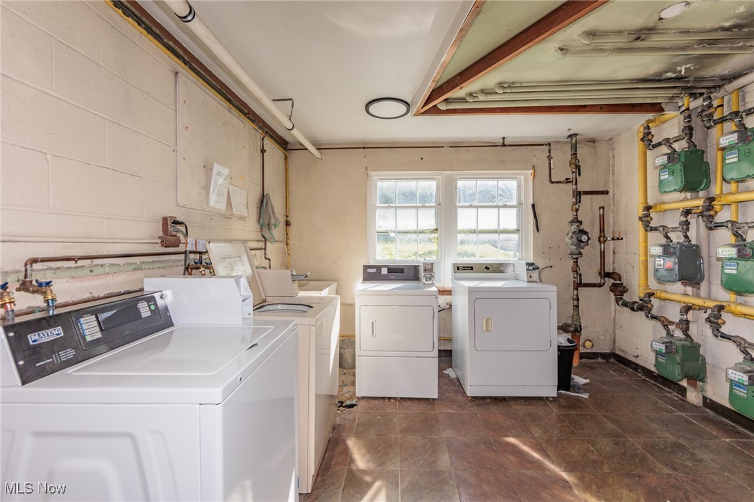 20301 Shelburne Road, Unit 5 Cleveland, OH 44118 - Photo 18 of 19 Gallery Image 18