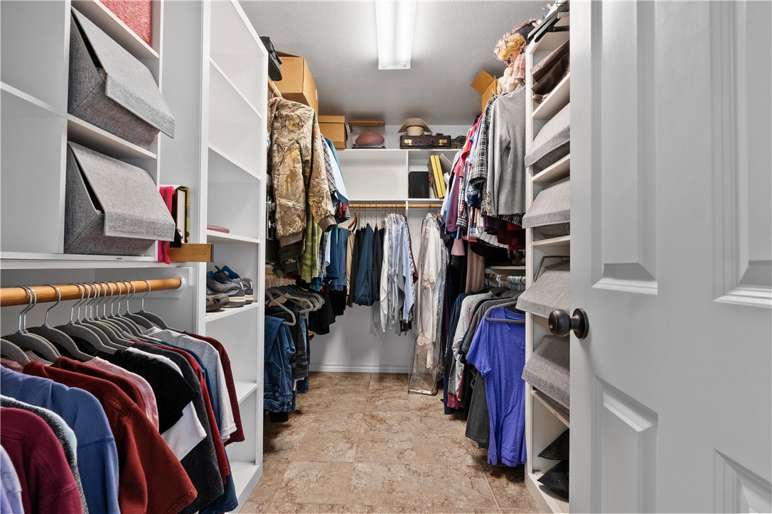 4012 Park Hurst Drive Bryan, TX 77802 - Photo 29 of 37