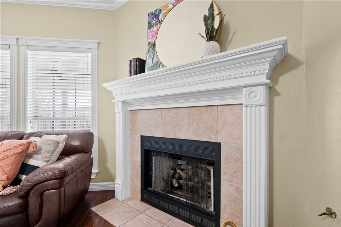 4012 Park Hurst Drive Bryan, TX 77802 - Photo 8 of 37