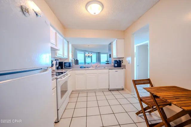 $699,000 | 7205 Thomas Drive, Unit 1206E, Panama City Beach, FL 32408