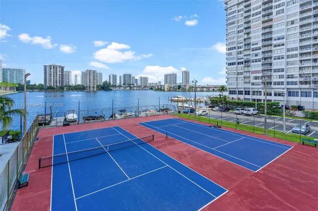 $318,777 | 2750 Northeast 183rd Street, Unit 1203, Aventura, FL 33160