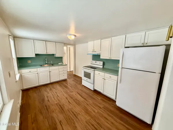 $1,430 | 1248 Highbridge Road, Rotterdam, NY 12303