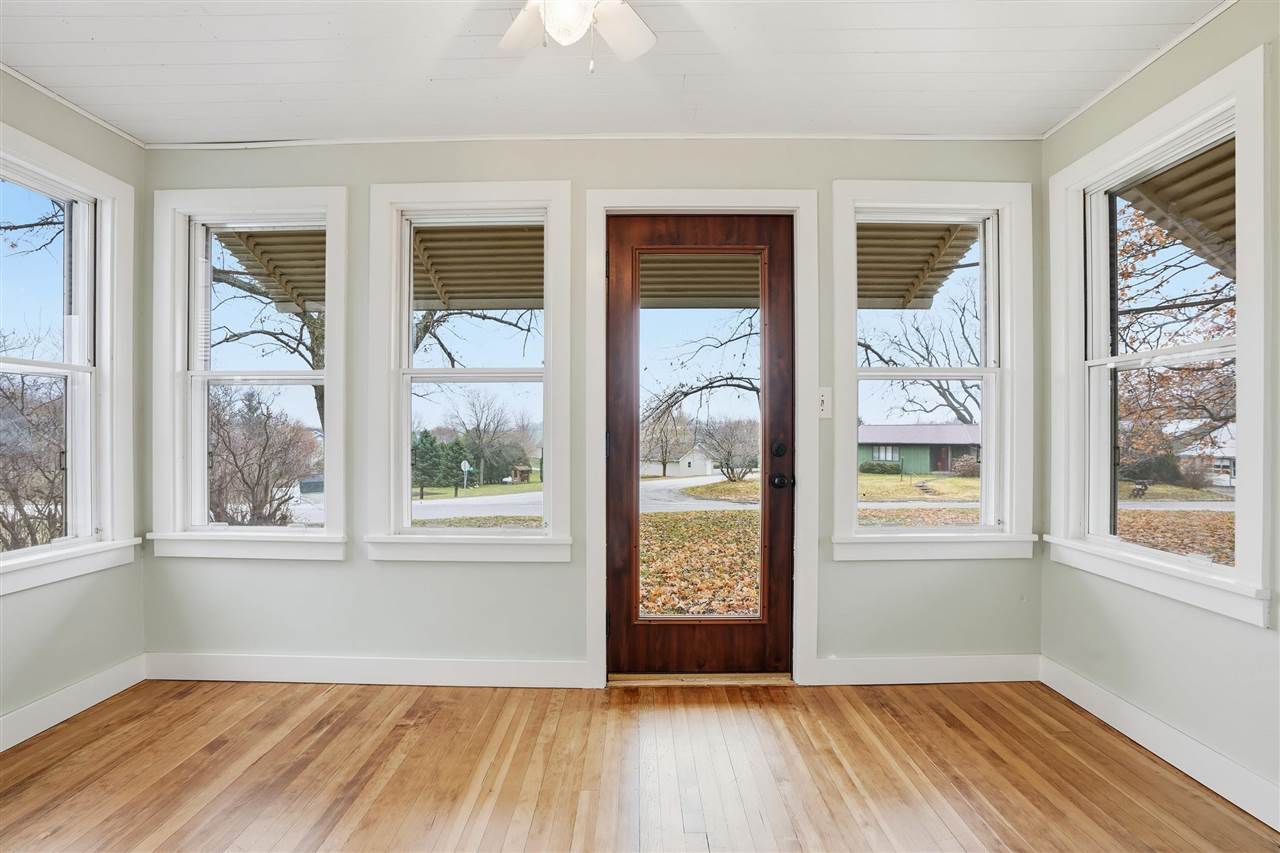 1454 Angle Road Southwest Kalona, IA 52247 - Photo 14 of 39 Gallery Image 14