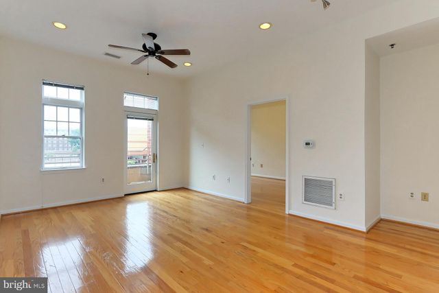 $542,000 | 309 Holland Lane, Unit 117, Alexandria, VA 22314