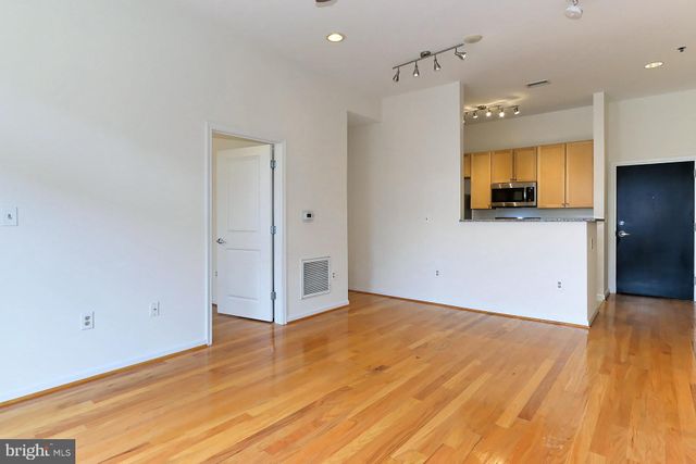 $542,000 | 309 Holland Lane, Unit 117, Alexandria, VA 22314