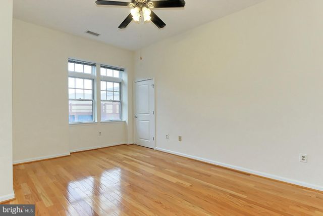 $542,000 | 309 Holland Lane, Unit 117, Alexandria, VA 22314