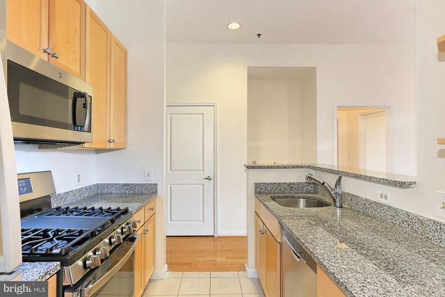 $542,000 | 309 Holland Lane, Unit 117, Alexandria, VA 22314