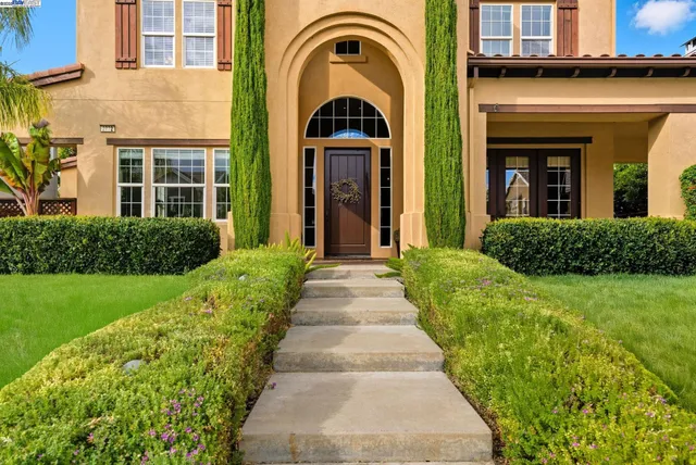 $2,288,000 | 2772 San Minete Drive, Livermore, CA 94550