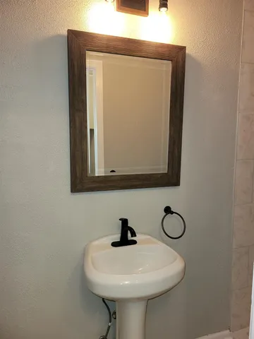 $2,495 | 1916 Walker Avenue, Memphis, TN 38104