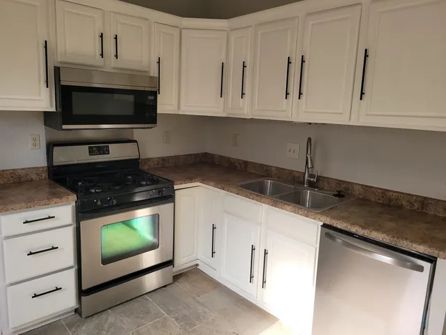 $2,495 | 1916 Walker Avenue, Memphis, TN 38104