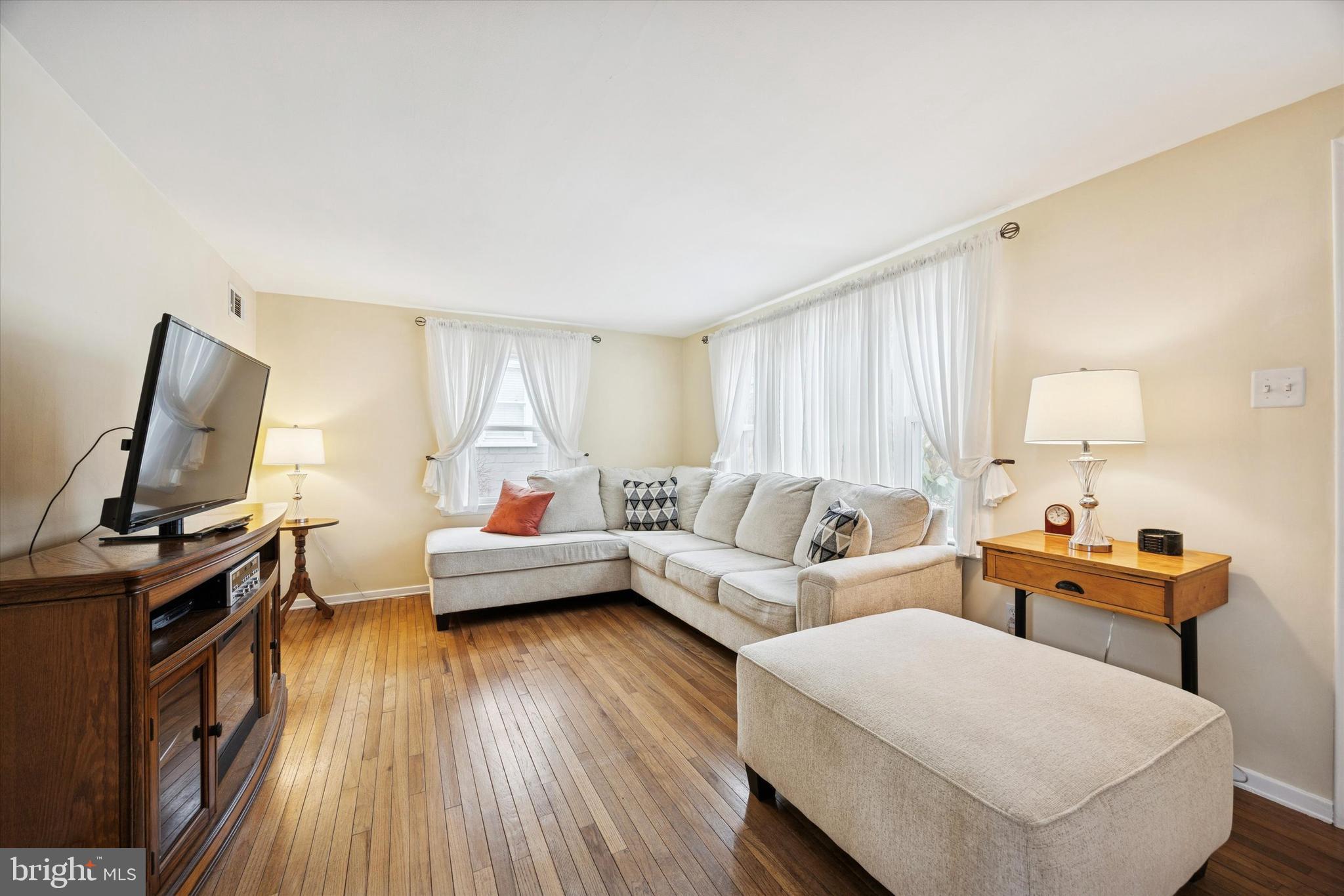 84 West Schuylkill Road Pottstown, PA 19465 - Photo 4 of 25