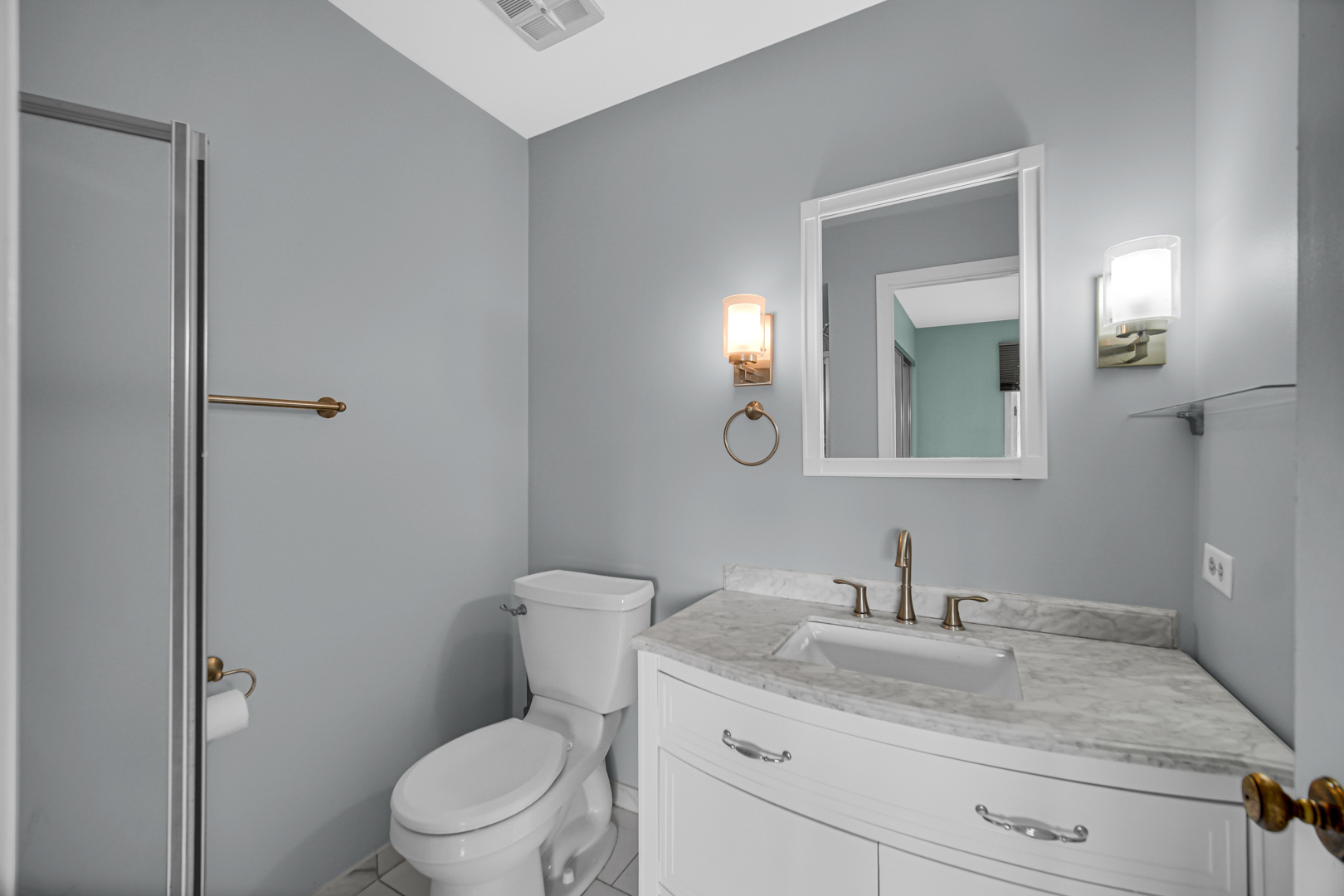 817 Kings Point Drive West Addison, IL 60101 - Photo 11 of 31 Gallery Image 11