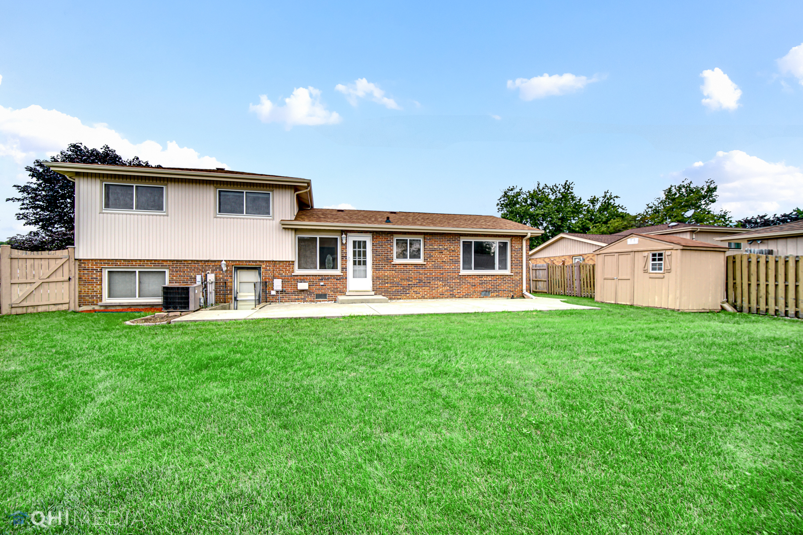 817 Kings Point Drive West Addison, IL 60101 - Photo 27 of 31 Gallery Image 27