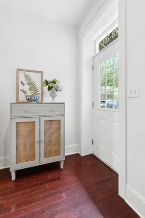 $3,800 | 728 South Shelmore Boulevard, Unit 201, Mount Pleasant, SC 29464