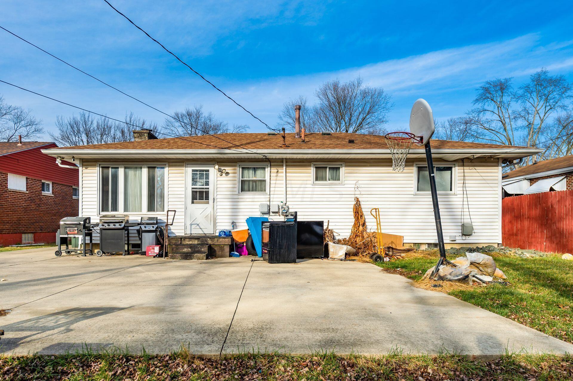 3455 Scottwood Road Columbus, OH 43227 - Photo 20 of 22 Rear yard