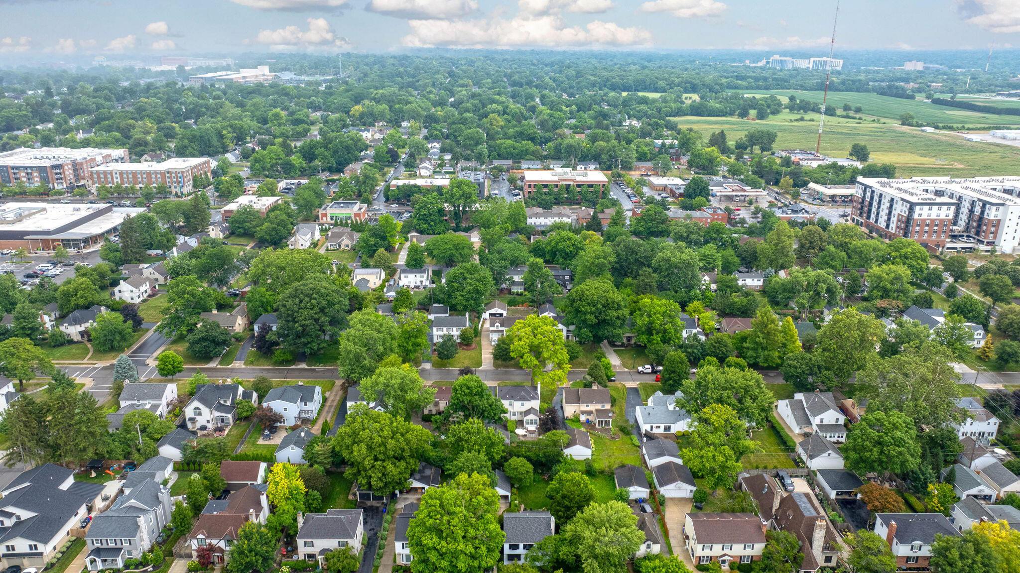 1511 Berkshire Road Columbus, OH 43221 - Photo 35 of 38 Aerial View