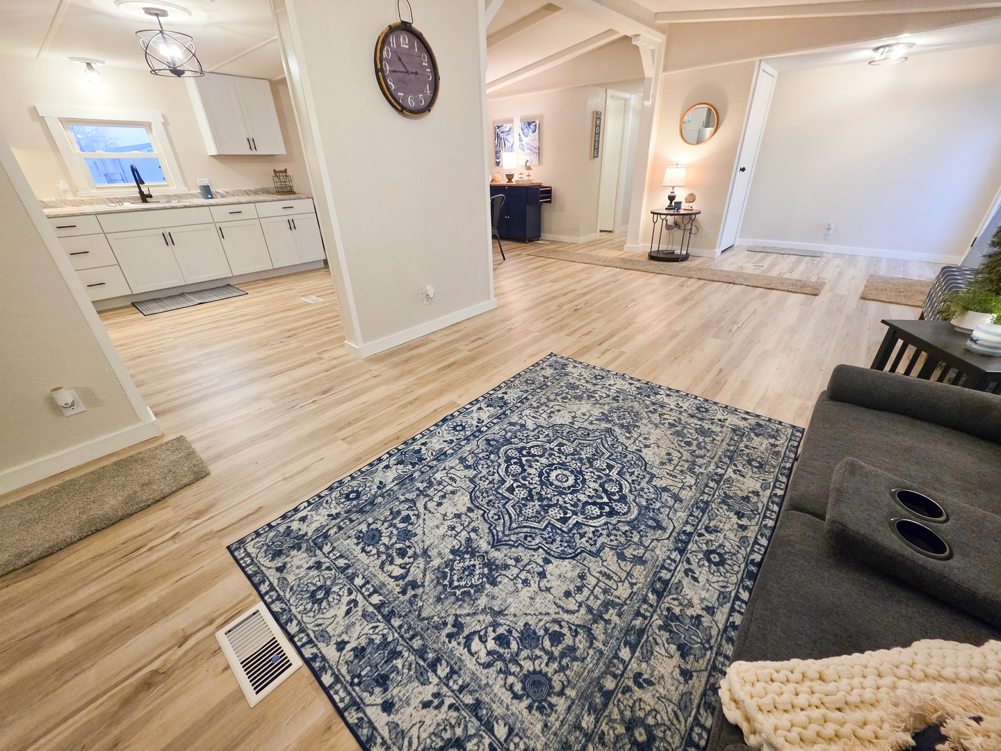 1060 West 5th Street Flora, IL 62839 - Photo 17 of 71