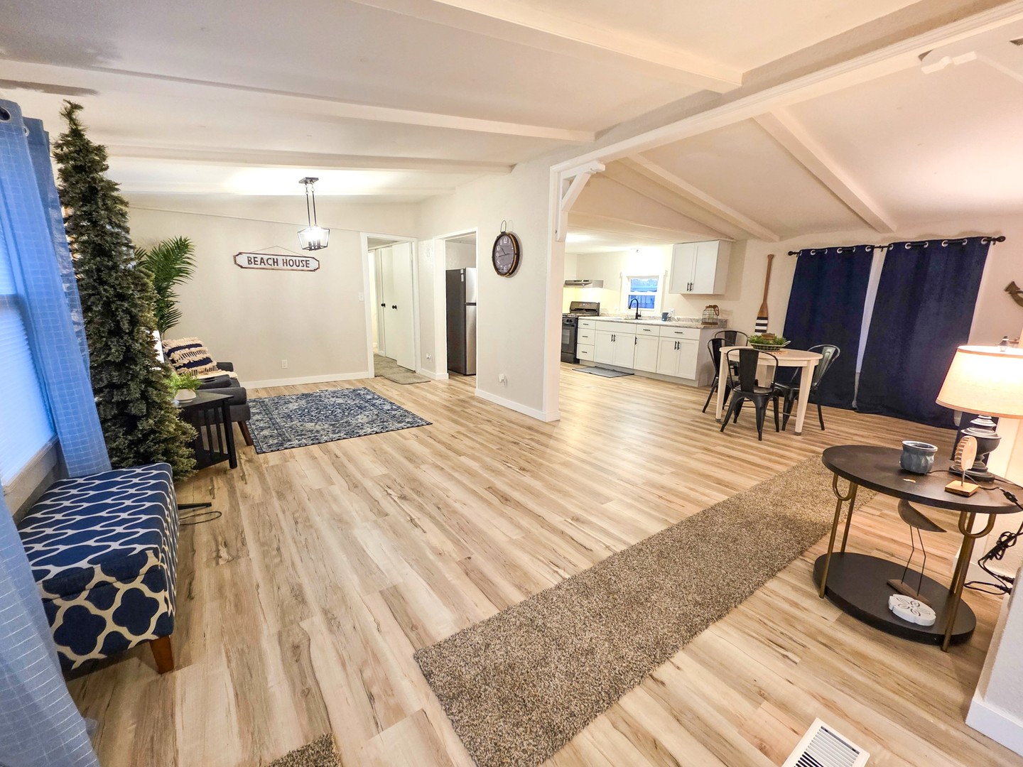 1060 West 5th Street Flora, IL 62839 - Photo 3 of 71