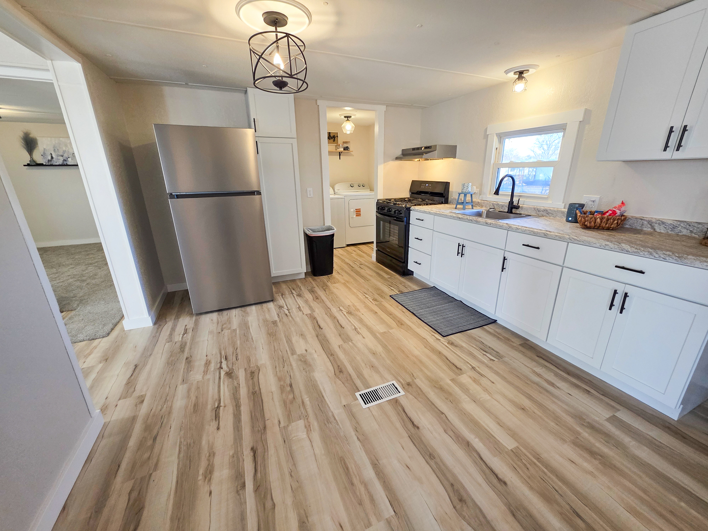 1060 West 5th Street Flora, IL 62839 - Photo 62 of 71