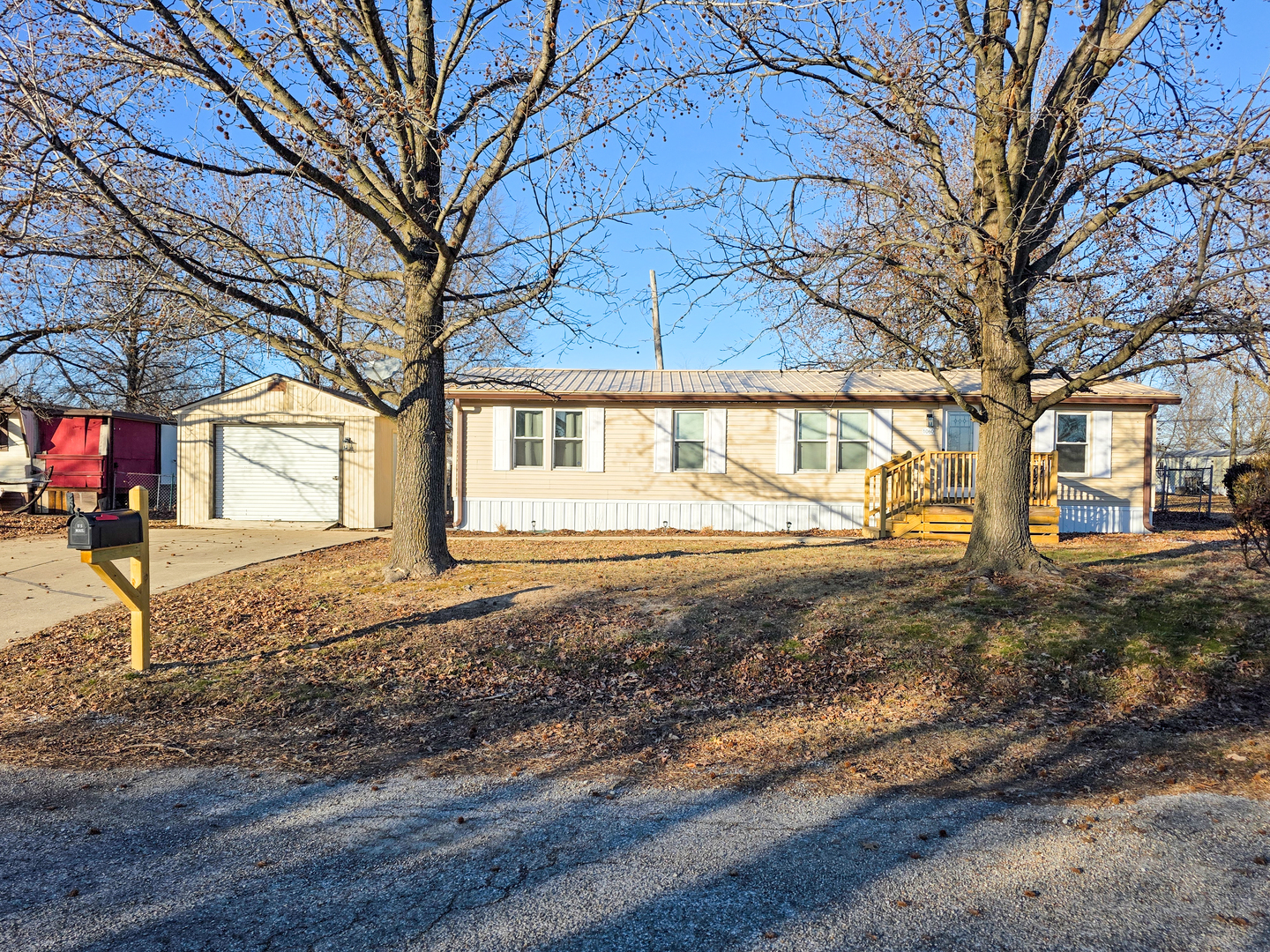 1060 West 5th Street Flora, IL 62839 - Photo 68 of 71