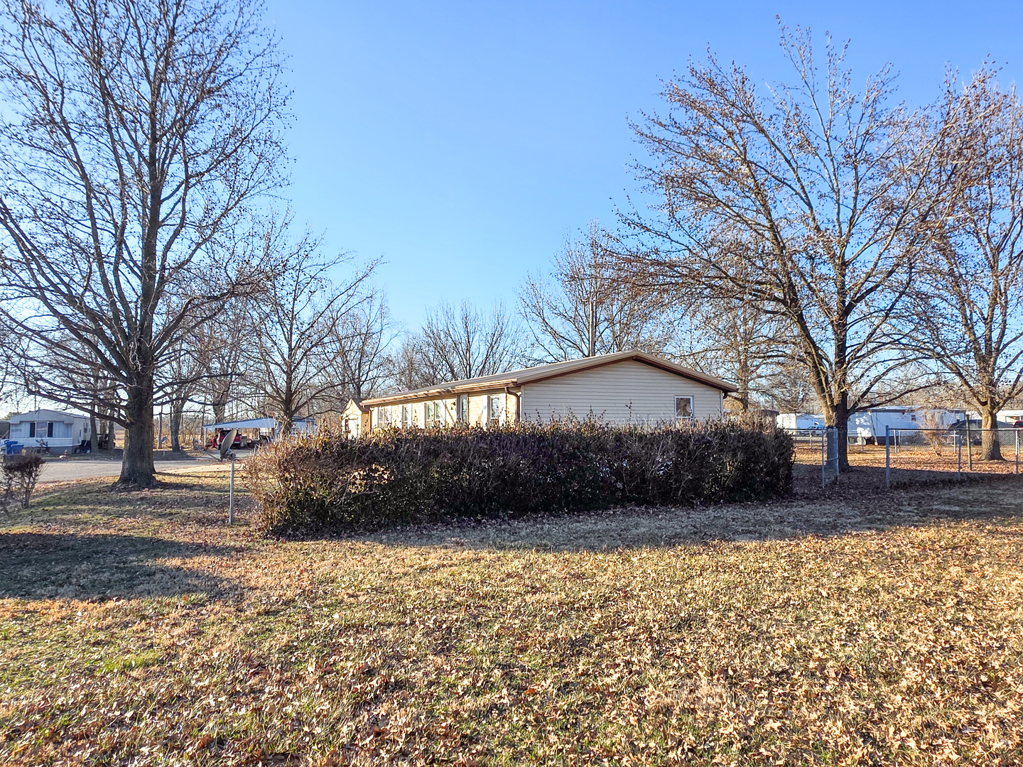 1060 West 5th Street Flora, IL 62839 - Photo 70 of 71