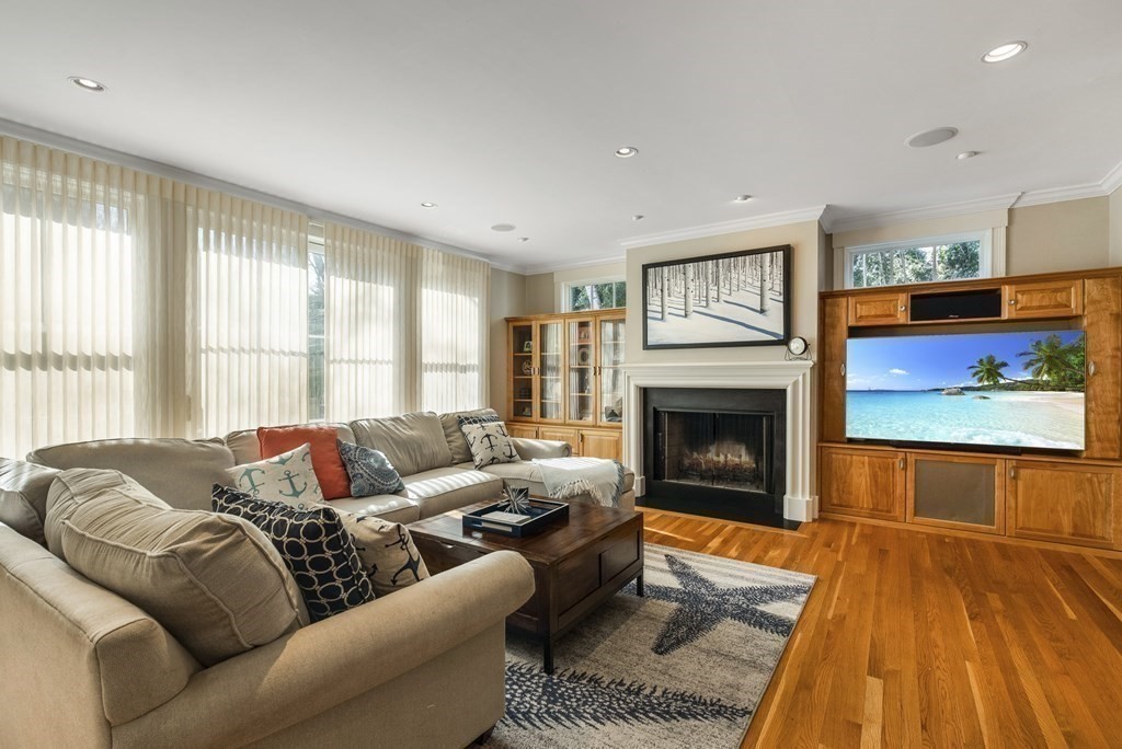 19 Gerald Road Marblehead, MA 01945 - Photo 15 of 42