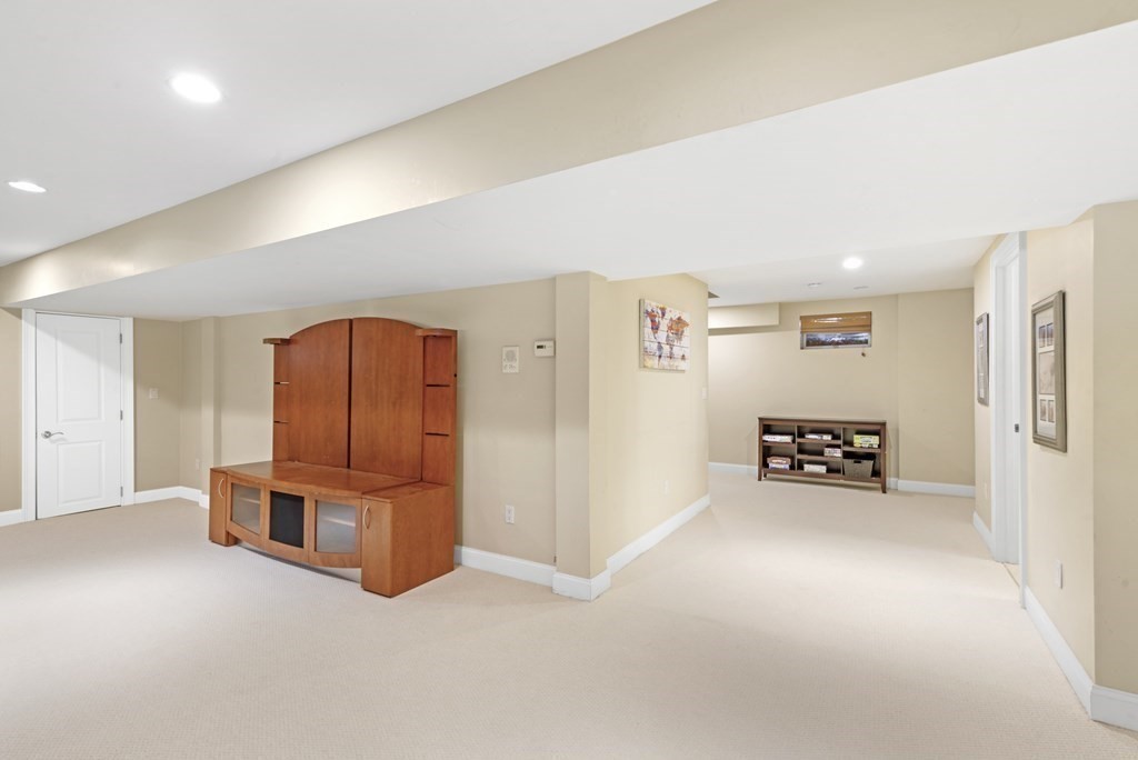 19 Gerald Road Marblehead, MA 01945 - Photo 35 of 42