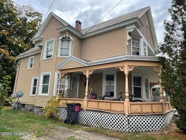 $185,000 | 233 Broadway, Fort Edward, NY 12828